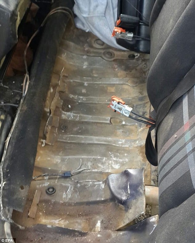 The other migrant was found hiding in the rear seat of the vehicle at Ceuta today 