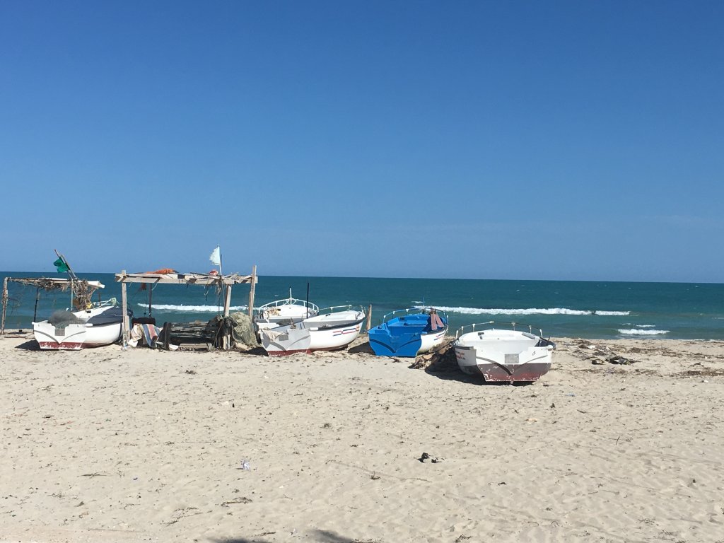 At Least 25 Bodies of Migrants Washed up on the Beach in Tunisia