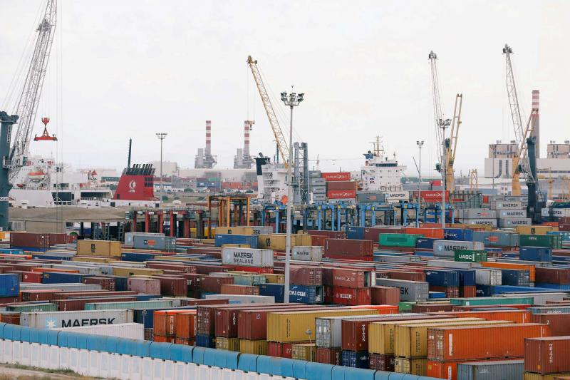 Tunisia’s Trade Deficit Reaches an All-Time High of 21.3 Billion Dinars
